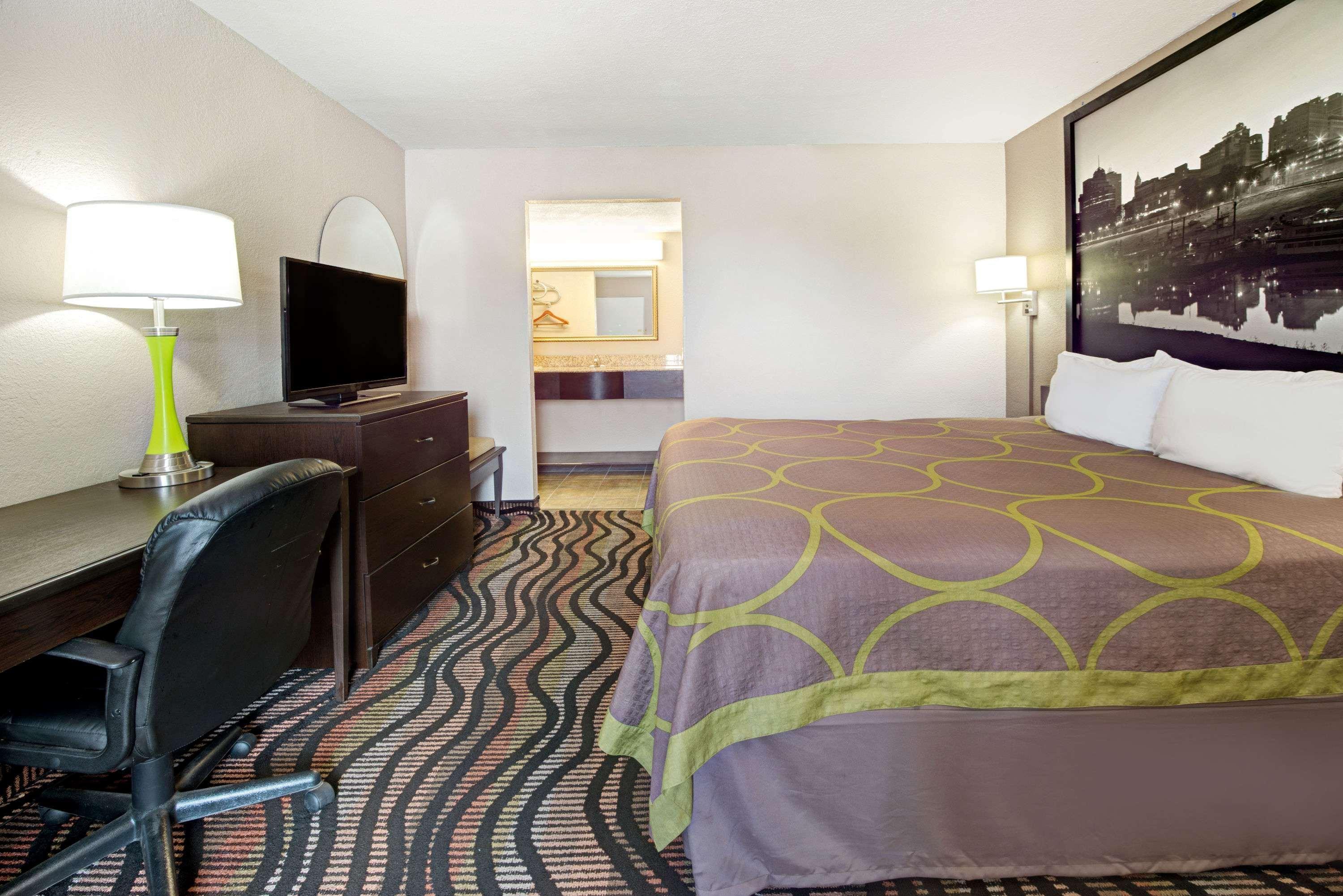 Super 8 By Wyndham Lakeland Ngoại thất bức ảnh